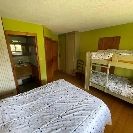 Holiday home Espace Famille Montmillon Chamblay