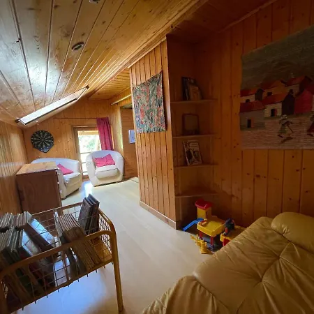Holiday home Espace Famille Montmillon Chamblay