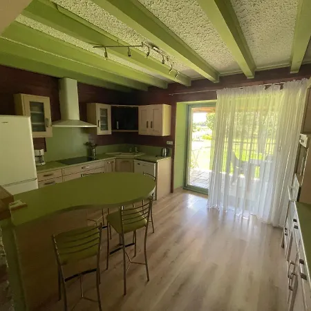 Holiday home Espace Famille Montmillon *